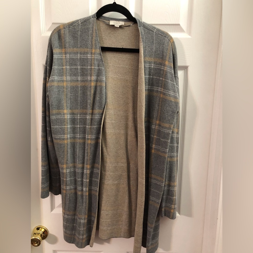 Women’s Loft Outlet open cardigan sweater, size L
